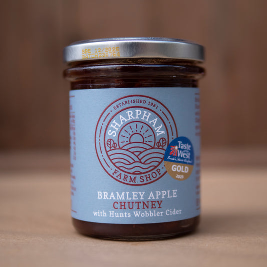 Sharpham - Bramley Apple Chutney with Hunts Wobbler Cider