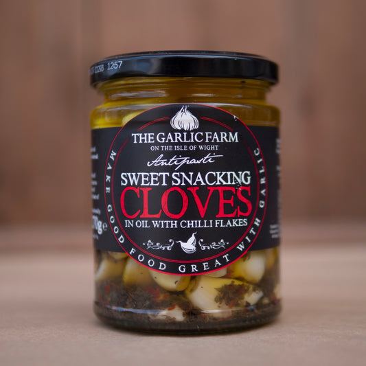 The Garlic Farm - Sweet Snacking Cloves in Oil with Chilli Flakes